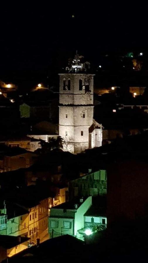 Los Callejones Arenas de San Pedro Kültér fotó